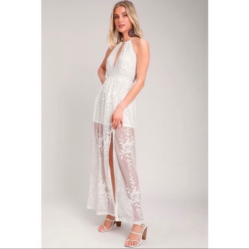 Honey Punch - Maxi Embroidered White Dress - M